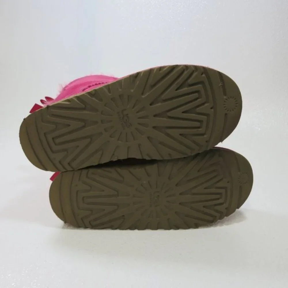 UGG Bailey Bow Classic Short Winter Boots Shoes Australia Footwear Kids Sz 4